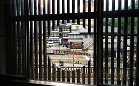 湯畑草菴